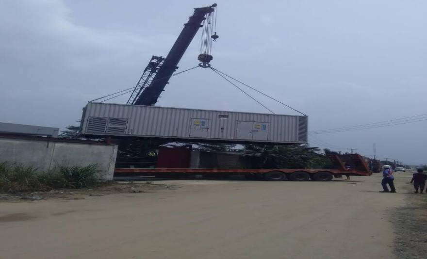 Off loading of gen set at NBC Portharcourt